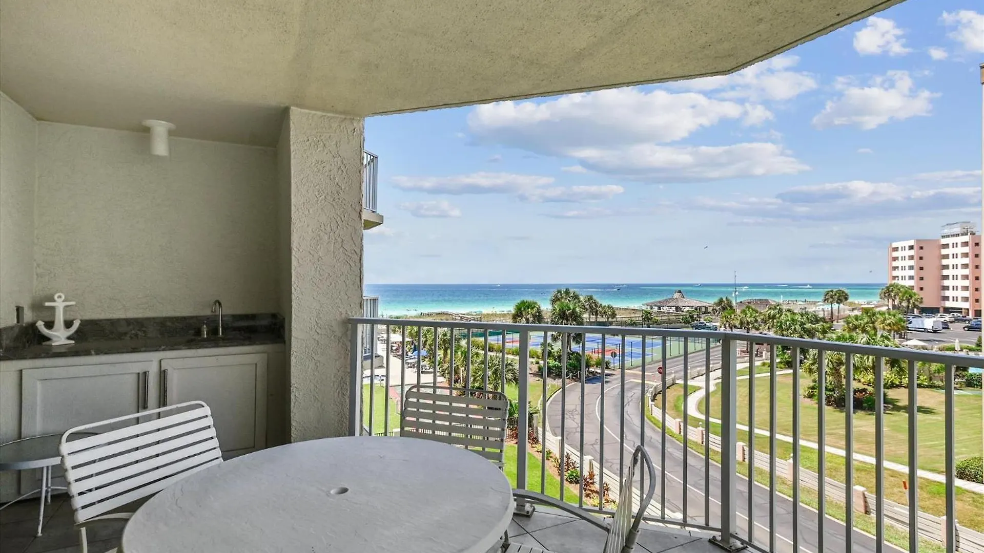 Inlet Reef 315- By Holiday Isle Properties Destin